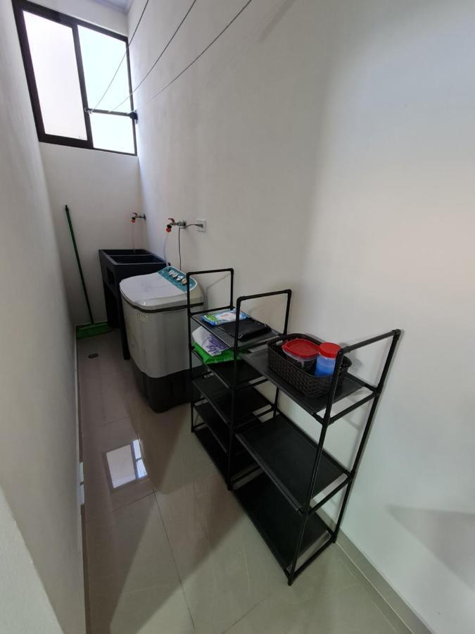 Apartamentos Ave Del Paraiso Alajuela Dış mekan fotoğraf