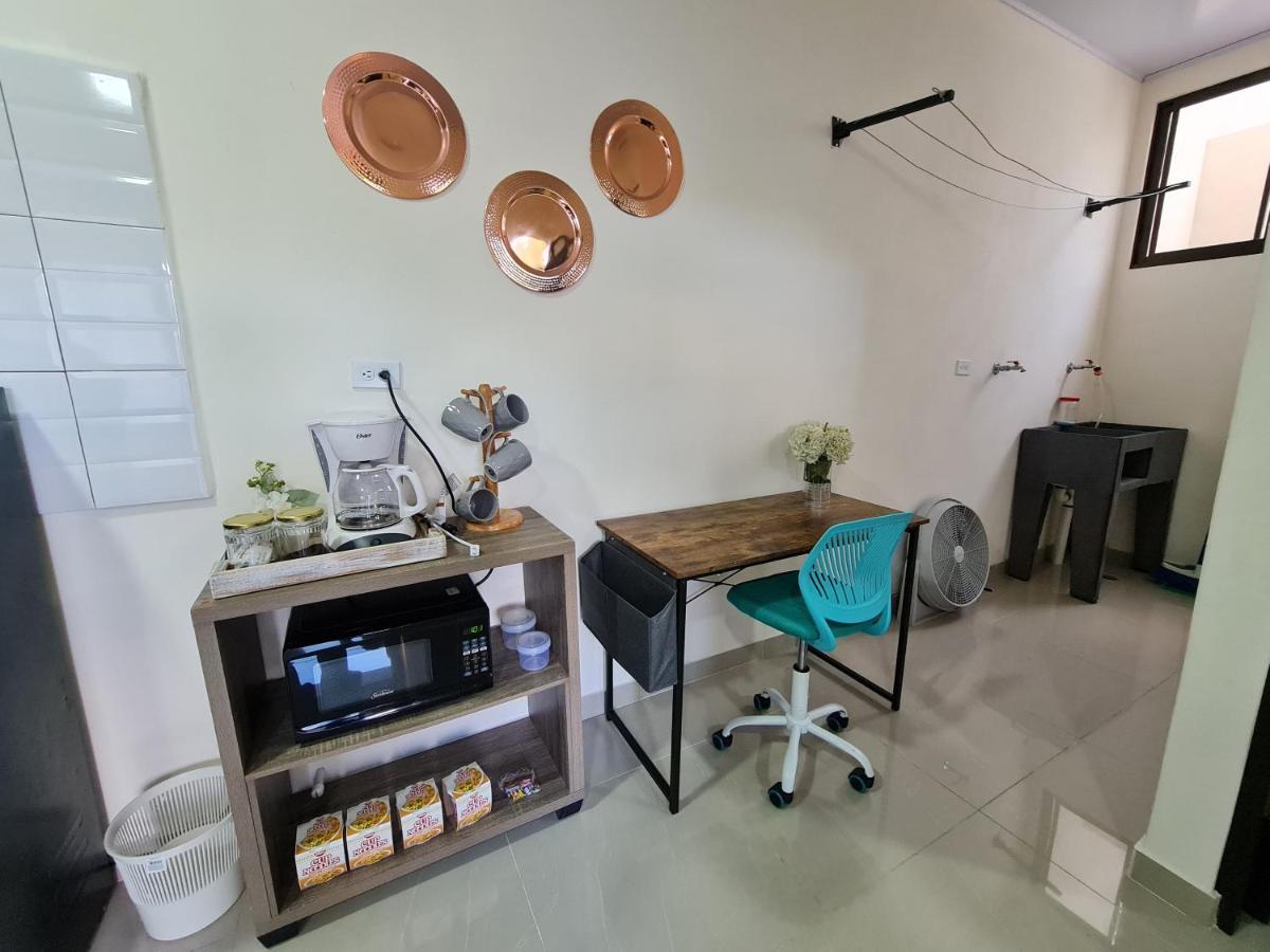 Apartamentos Ave Del Paraiso Alajuela Dış mekan fotoğraf